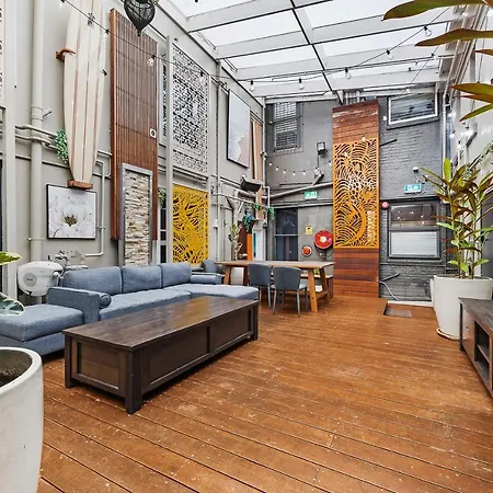 Backpackers Hq-3